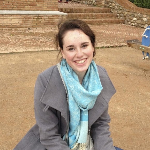 Meet your Posher, Eliza - Picture 1 of 1